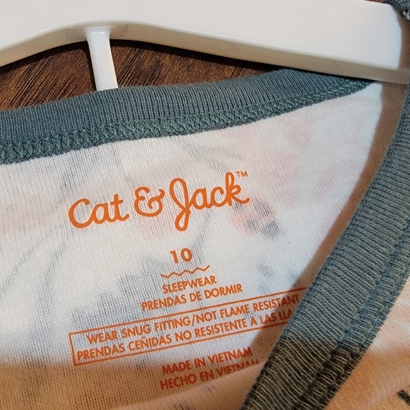 Cat & Jack pajamas - Picture 3 of 6